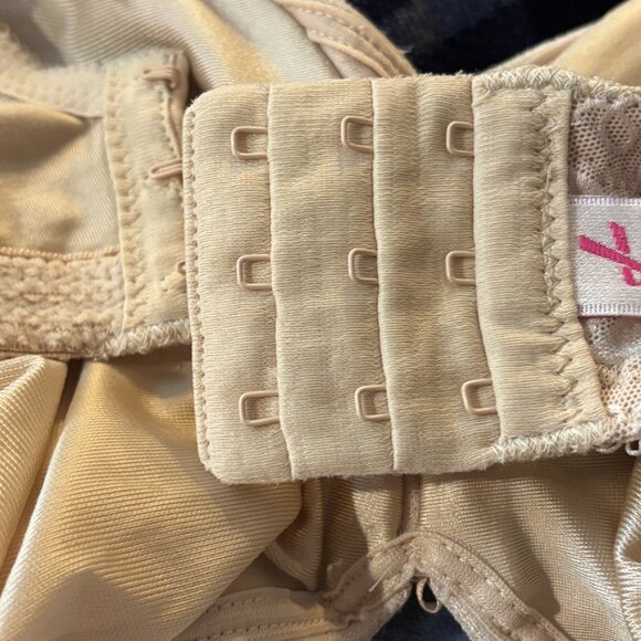 WACOAL 85567 SAND NUDE CALLA LILY JACQUARD AWARENESS UNDERWIRE BRA Size 42DD - Picture 11 of 11